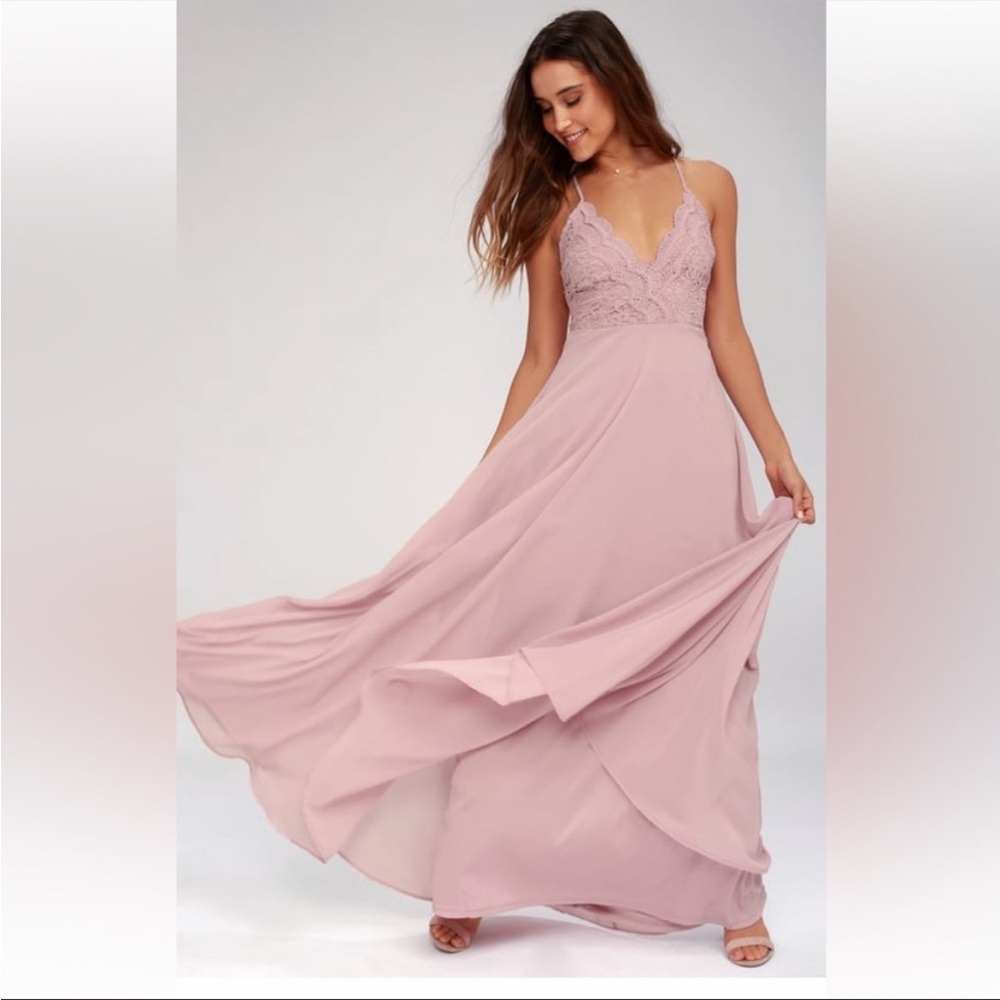 Lulu’s Madalyn Lavender Lace Maxi Dress